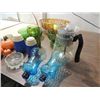 Image 3 : LOT 15 ASSORTED VINTAGE CERAMIC, GLASS COLLECTIBLE