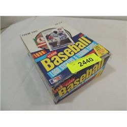 1988 FLEER WAX PACK BASEBALL PLAYER CARDS BOX