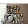 Image 1 : VINTAGE LOT ASSORTED TOOLS: DRILL CHUCKS, TAPE