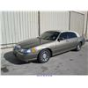 Image 2 : 2001 - LINCOLN TOWN CAR/REBUILT SALVAGE