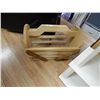 Image 1 : WOOD MAGAZINE STAND