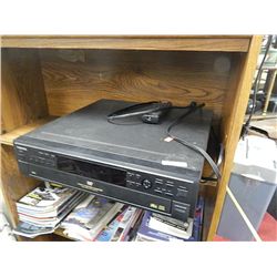 TOSHIBA 5 DISC CD PLAYER