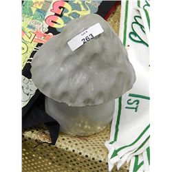 CONCRETE - TOAD STOOL