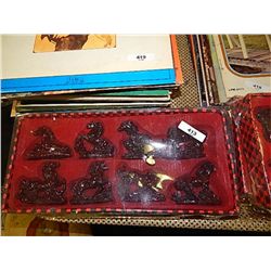 GIFT SET OF 8 HORSES - NEW