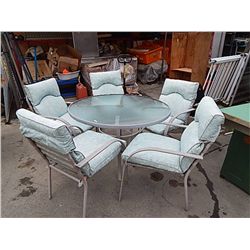 PATIO TABLE AND 5 CHAIRS WITH CUSIONS