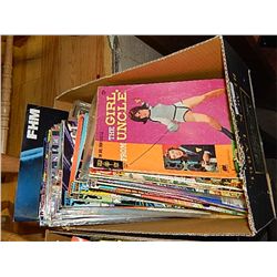 BOX OF ASSORTED COMICS