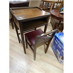 MAHOGANY VINTAGE STUDENTS DESK & CHAIR