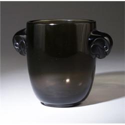 "Albert," a LALIQUE vase, circa 1925, in topaz glass. Wheel-cut R. LALIQUE. M p. 430, no.958 17cm…