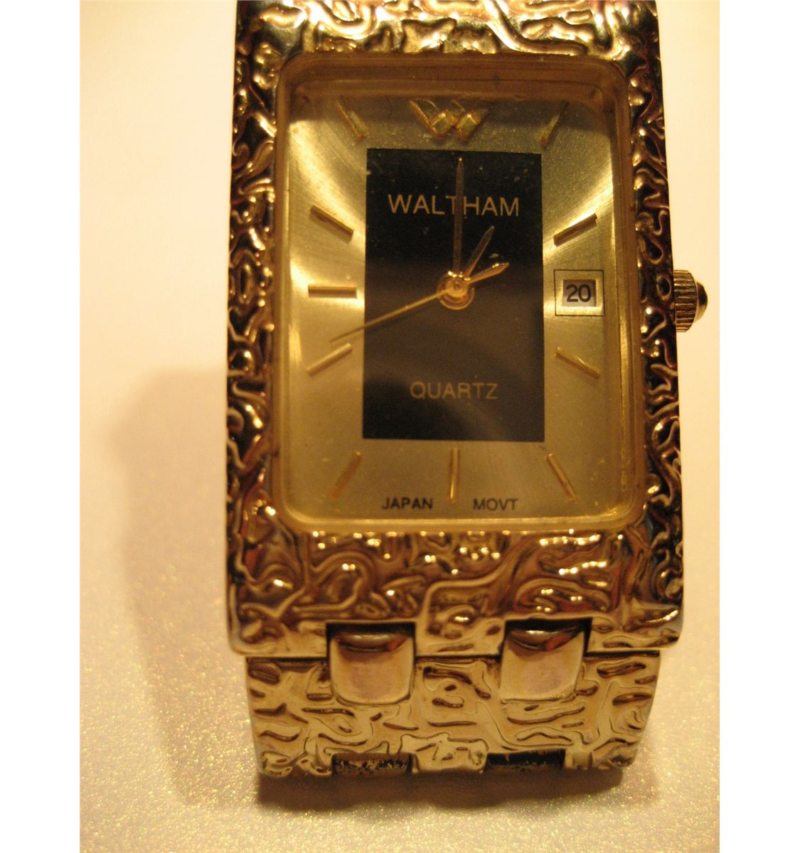 WALTHAM WRIST WATCH WITH DATE MENS GOLD TONE WORKING