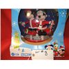 Image 8 : MICKEY & MINI MOUSE DISNEYANA COLLECTIBLE LARGE HOLIDAY "SNOW GLOBE" STATUE FIGURE
