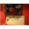 Image 5 : MICKEY MOUSE COLLECTOR BOX UNOPEN BRAND KLEENEX TISSUE