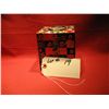 Image 5 : MICKEY MOUSE COLLECTOR BOX UNOPEN BRAND KLEENEX TISSUE
