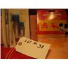 Image 11 : (2)DISNEY MICKEY MOUSE STENCIL &  (1)SPONGE BRUSH