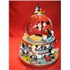 Image 3 : MICKEY MOUSE CLUB VINTAGE WALT DISNEY LARGE COLLECTIBLE SNOWGLOBE IN BOX