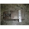 Image 1 : Kurt Vise, P/N- D675-22534, 7 5/8" Bolt Centers