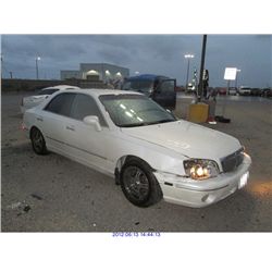 2001 - HYUNDAI XG300 // REBUILT SALVAGE