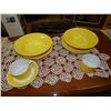 Image 1 : DISHWARE - BRIGHT YELLOW - 7 PC