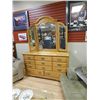 Image 1 : DRESSER WITH WING MIRROR - NEW - 8 DRAWER