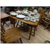 Image 2 : MAPLE TABLE AND 2 LEAFS & 5 CHAIRS