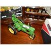 Image 1 : DIE CAST COLLECTORS FARM TRACTOR - GREEN