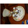 Image 1 : CAKE DISH, MILK GLASS BUCKET & 4 SALT SHAKERS