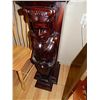 Image 2 : UNIQUILEY CARVED MAHOGANY FIREPLACE MANTLE - LIKE NEW CONDITION