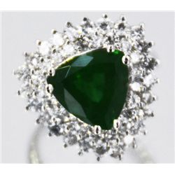 Nat. Emerald 4.84ct w/ Diamond Cocktail Ring 18kt White Gold