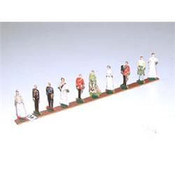 10 Members Royal Family Paper Flats