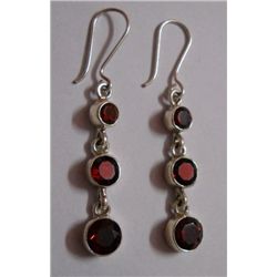 Garnet Earring weight 5.270g Sterling silver