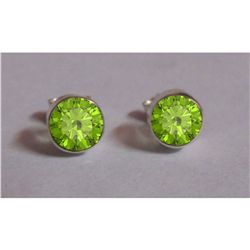 1.760g Earring of Peridot Sterling Silver