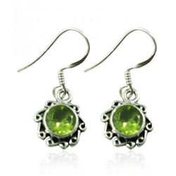 3.05g Earring of Peridot Sterling Silver