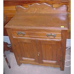 Eastlake Oak Washstand...