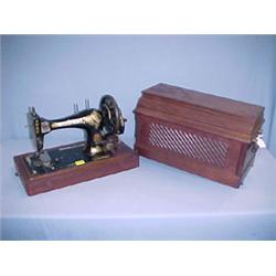 Singer Crank Sewing Machine...