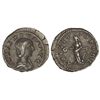 Image 1 : Denario. Acuñada el 223 d.C. JULIA MAESA. Anv.: IVLIA MAESA AVG. Busto a derecha. Rev.: LAETITIA PVB