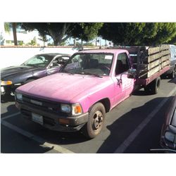 1989 TOYOTA PICKUP