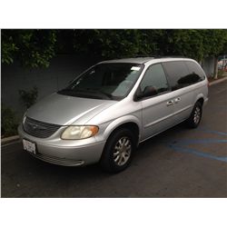2001 CHRYSLER TOWN & COUNTRY