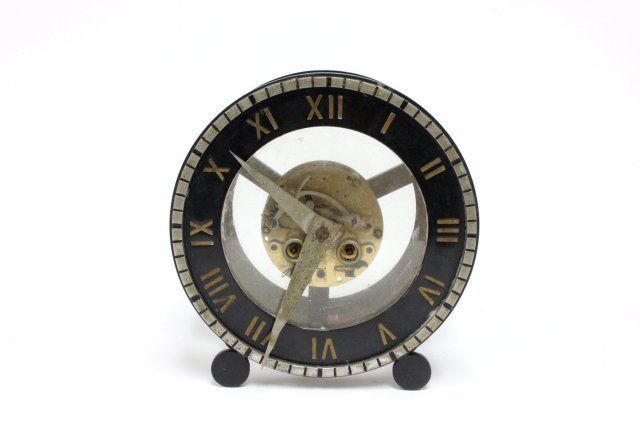 Lenzkirch Footed Desk Clock