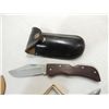 Image 2 : LOT 4 CNTEMPORARY POCKET KNIVES: CHAMPION,