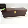 Image 3 : CONTEMPORARY WOOD BOX WINE BOTTLE KEEP, STOPPER,