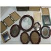 Image 2 : LOT 14 VINTAGE PHOTO PICTURE FRAMES, WOOD & BRASS