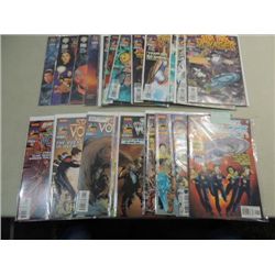 LOT 23 MARVEL COMIC BOOKS: STAR TREK VOYAGER