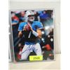 Image 2 : LOT 2 8X10 FOOTBALL PHOTO AUTOGRAPHED CHAD HENNE &
