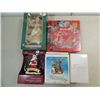 Image 1 : LOT 5 CHRISTMAS DECORATION: STOCKING HOLDER, TREE