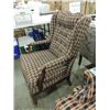 Image 2 : VINTAGE WING-BACK CUSHIONED READING CHAIR