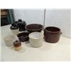 Image 2 : LOT 7 VINTAGE STONEWARE & MARCREST MIXING BOWL,