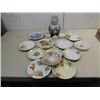 Image 1 : LOT 17 ANTIQUE CHINA (13) DISPLAY PLATES, HORSESHO