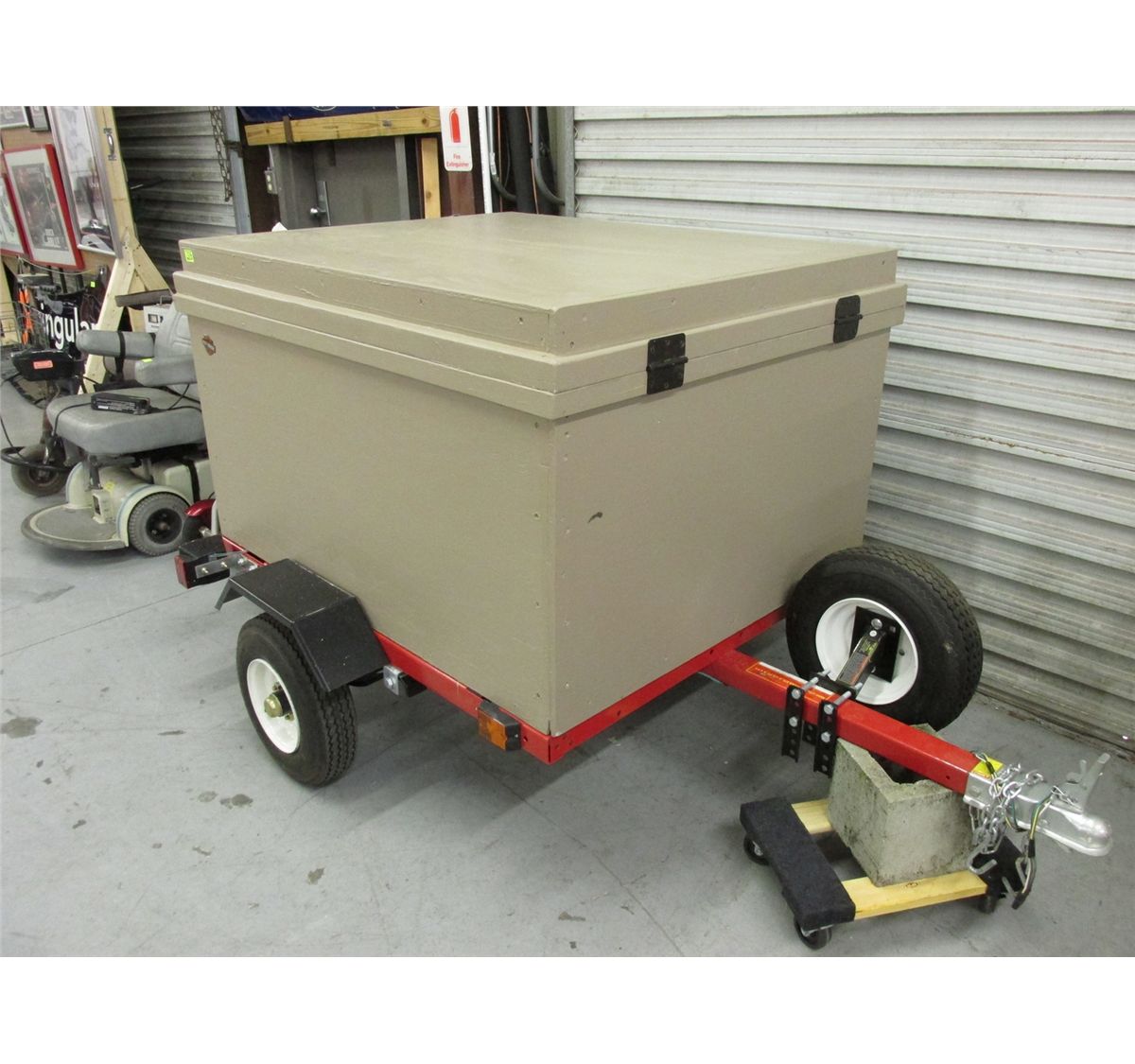 Utility Trailer, 40"x50" wood box, Harbor Freight, lights, spare