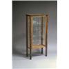 Image 1 : ÖSTERREICH Vitrine verschiedene Edelhölzer gebeizt und poliert Glas. Hohe flache Vitrine auf...