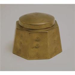 WIENER WERKSTÄTTE Wien Dagobert Peche Dose Messing innen verzinkt. Achtfach facettierte Form...