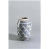 Image 1 : PORZELLANMANUFAKTUR SÈVRES Sèvres Vase Fayence. Brauner Scherben mit farbiger Bemalung in Weiß...